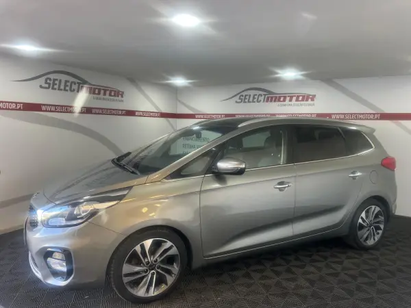 Kia Carens 1.7 CRDi ISG TX Aut. 5