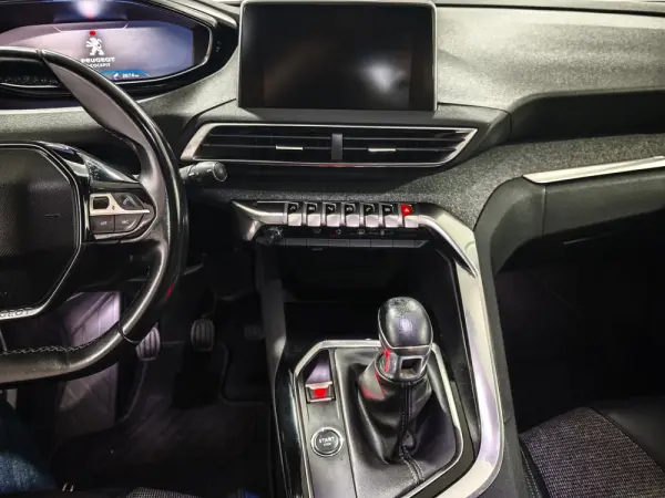 Peugeot 3008 1.2 PureTech Allure Pack 13