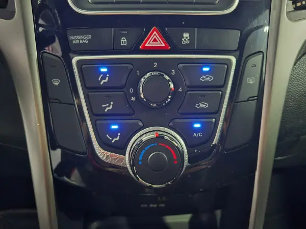 Hyundai i30 1.4 CRDi Blue Active 9