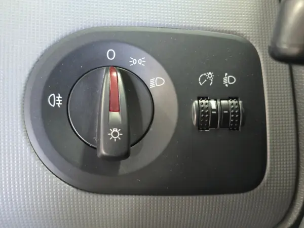 SEAT Ibiza 1.2 12V Reference 15