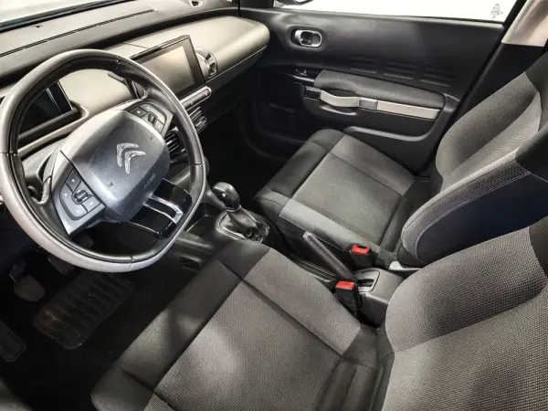 Citroen C4 Cactus 1.2 PureTech Shine 17