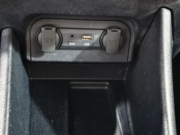 Kia Rio 1.2 CVVT More 12