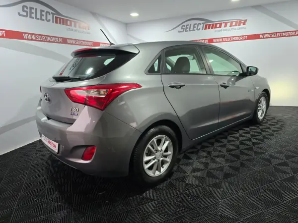 Hyundai i30 1.4 CRDi Blue Active 4