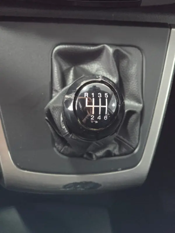 Mazda 5 MZR-CD 2.0 Comfort 10