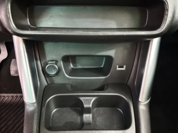 Citroen C3 Aircross 1.2 PureTech Shine 11