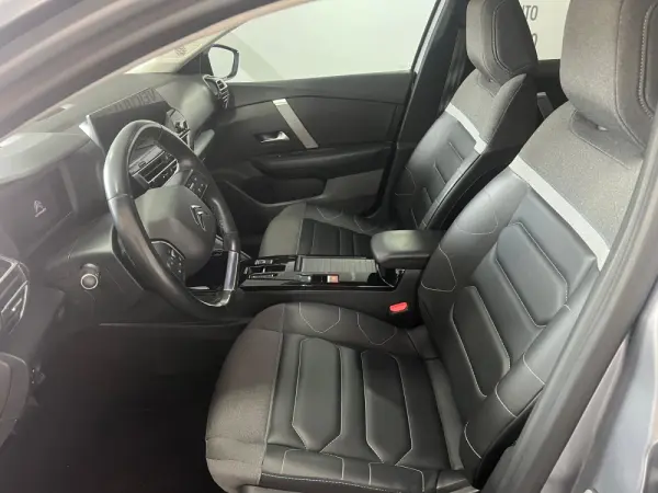 Citroën C4 1.2 PureTech Shine EAT8 13