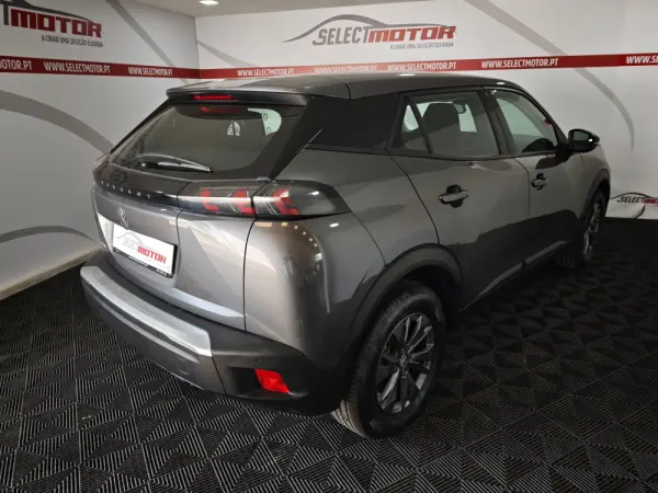 Peugeot 2008 1.2 PureTech Active 5