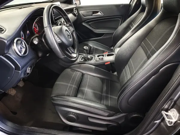 Mercedes-Benz A 180 d Style 19