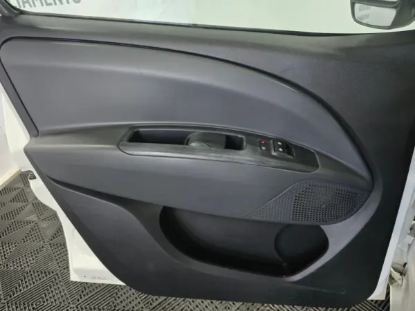 Fiat Doblo 1.3 Multijet 12