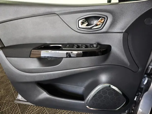 Renault Captur 0.9 TCE Exclusive 22