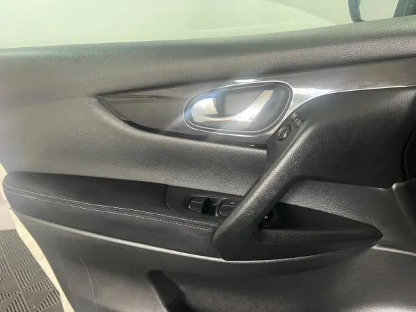 Nissan Qashqai 1.5 dCi N-Connecta 18 15