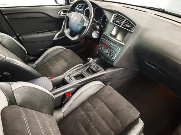 DS DS4 Crossback 1.6 BlueHDi Be Chic 23