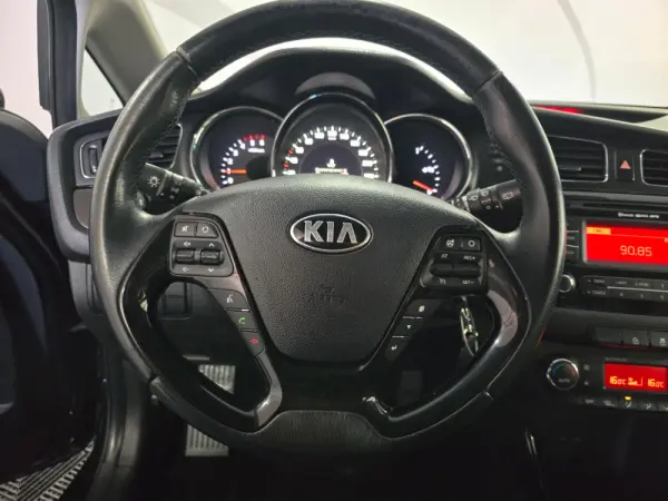Kia Ceed SW 1.4 CRDi More 13