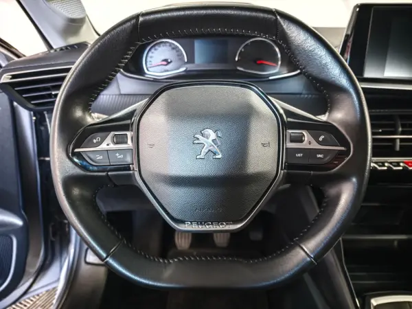 Peugeot 208 1.2 PureTech Active 14