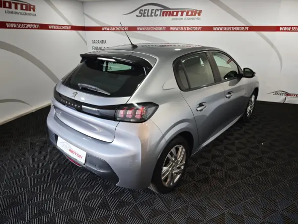 Peugeot 208 1.2 PureTech Active 6