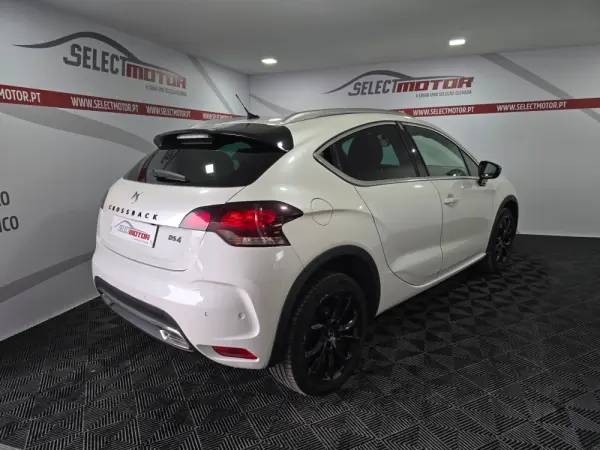 Citroën DS4 1.6 BlueHDi So Chic EAT6 4