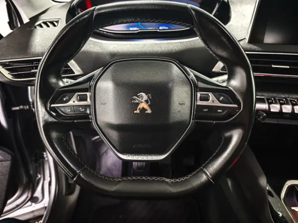 Peugeot 3008 1.2 PureTech Allure Pack 14