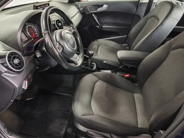 Audi A1 Sportback 1.4 TDI S-line 16