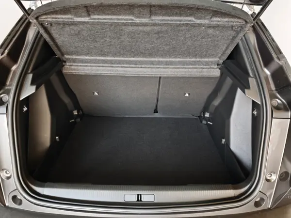 Peugeot 2008 1.2 PureTech Active 28