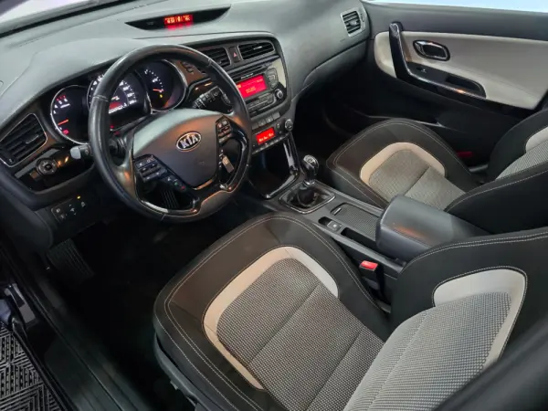 Kia Ceed SW 1.4 CRDi More 21