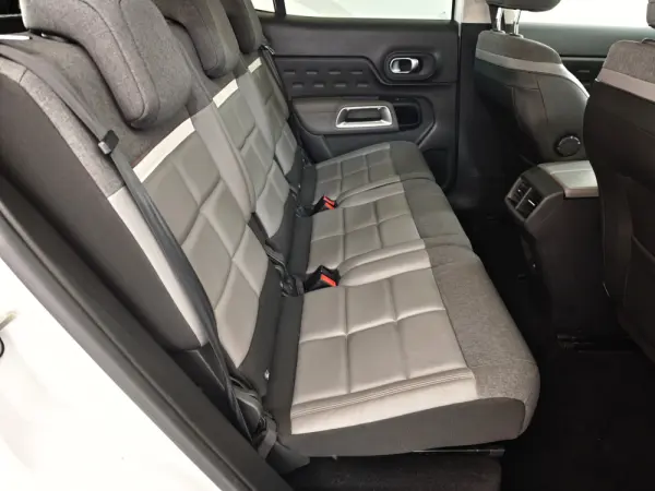 Citroen C5 Aircross 1.2 PureTech Shine 26