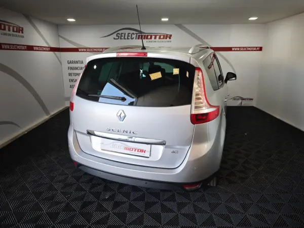 Renault Grand Scénic 1.5 dCi Bose Edition SS 4