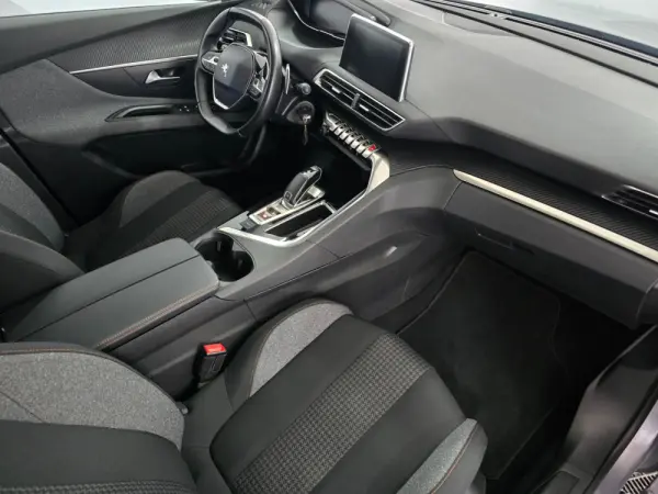 Peugeot 3008 PureTech 130 Stop & Start GPF EAT8 Active Pack 22