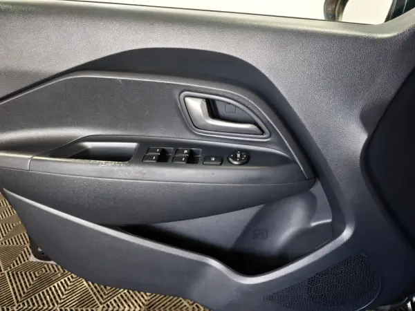 Kia Rio 1.2 CVVT More 18