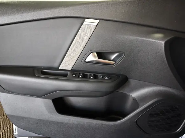 Citroen C4 PureTech 130 Stop&Start EAT8 FEEL PACK 22