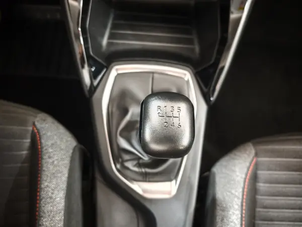 Peugeot 2008 1.2 PureTech Active 14
