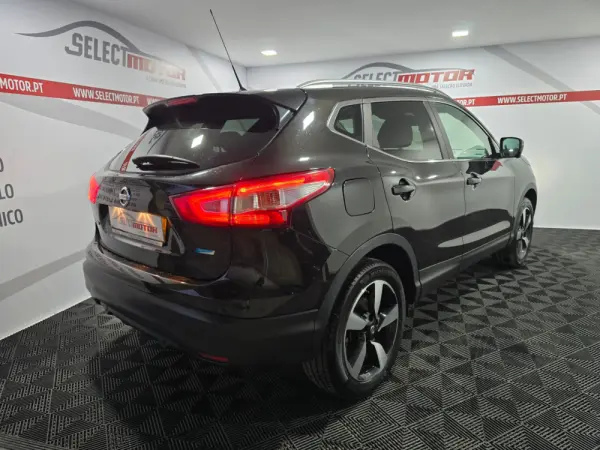 Nissan Qashqai 1.5 dCi N-Connecta 18 4