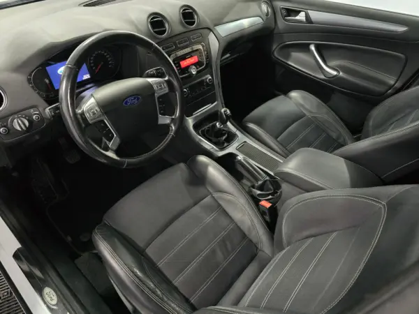 Ford Mondeo SW 1.6 TDCi Titanium 16