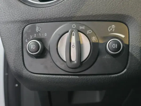 Ford Mondeo SW 1.6 TDCi Titanium 13