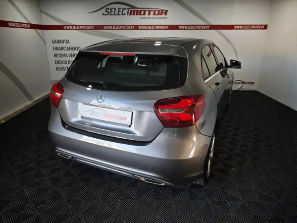 Mercedes-Benz A 180 d Style 4