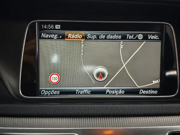 Mercedes-Benz E 220 BlueTEC BE Edition Auto. 11
