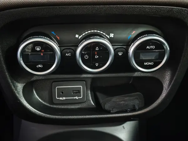 Fiat 500L 1.6 MJ Lounge 9