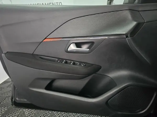 Peugeot 208 1.2 PureTech Active Pack 14