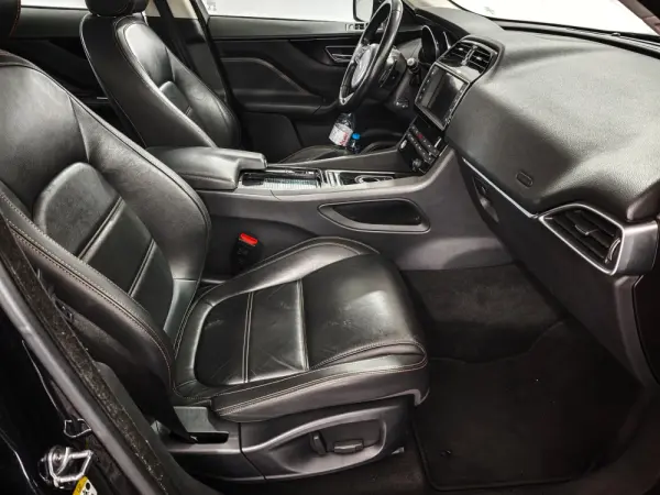 Jaguar F-Pace 2.0 i4D Prestige AWD Aut. 26