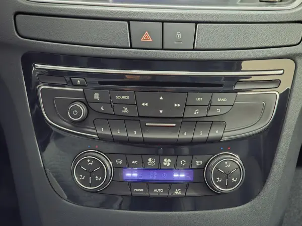 Peugeot 508 RXH 2.0 HDi Hybrid4 2-Tronic 10