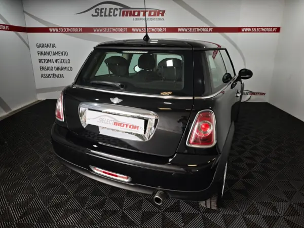 MINI 3 Portas Cooper 4