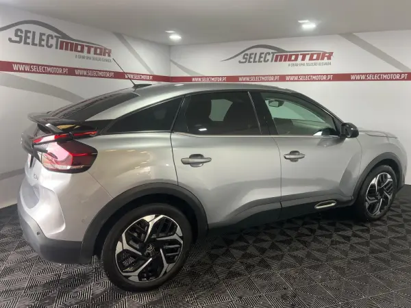 Citroën C4 1.2 PureTech Shine EAT8 7