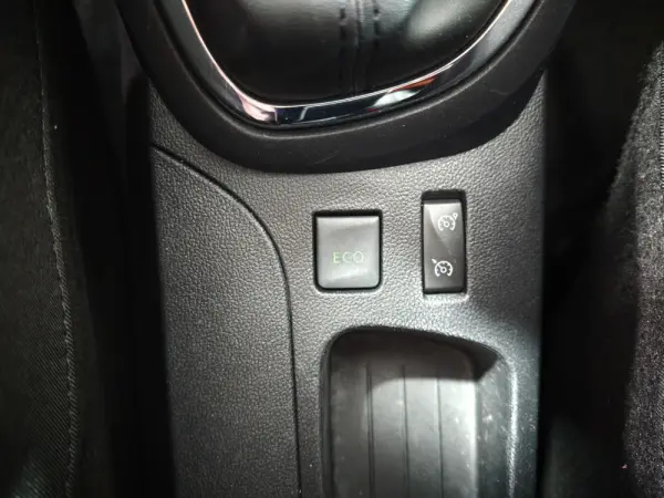 Renault Captur 1.5 dCi 14