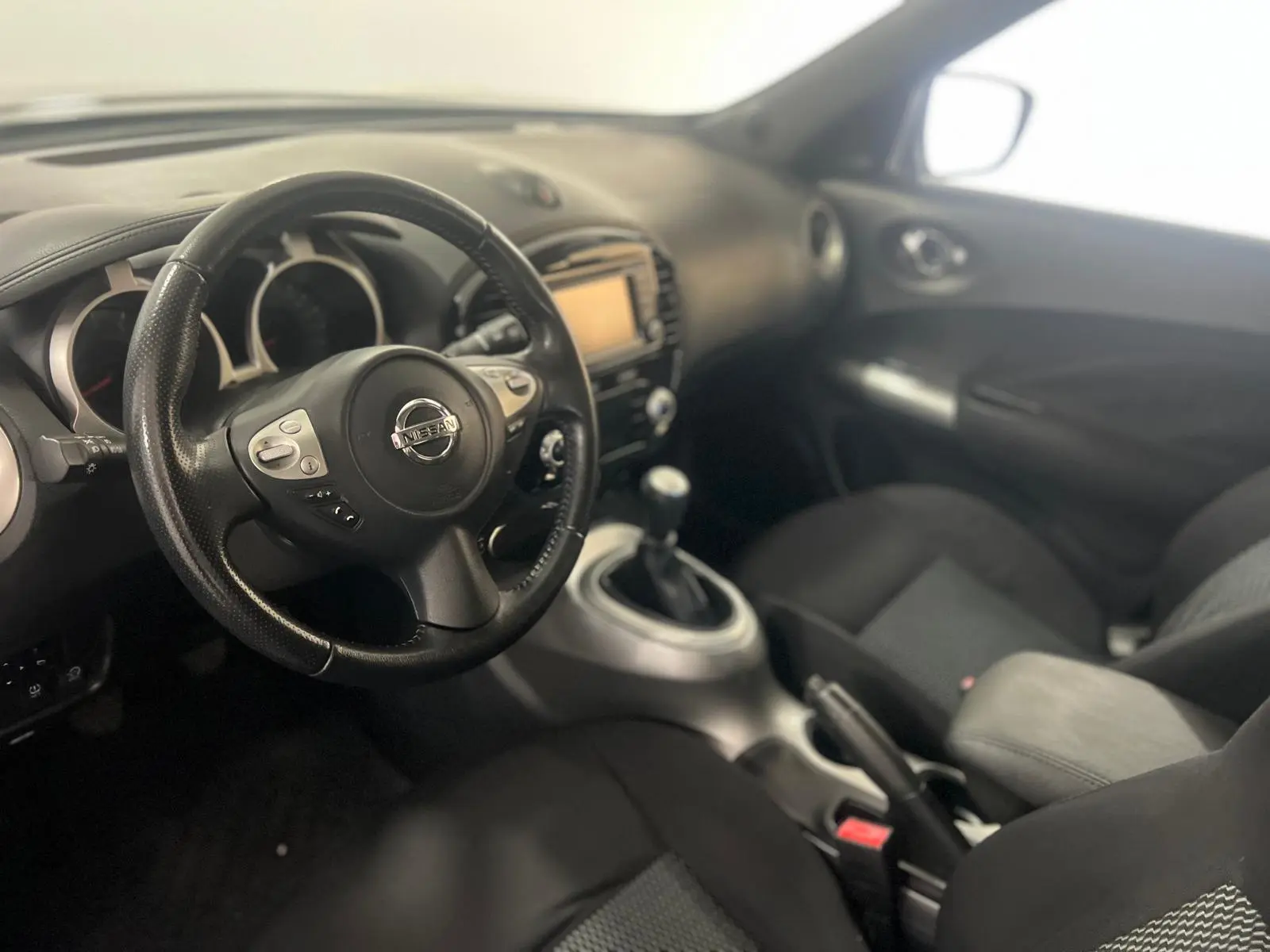 Nissan Juke 1.2 DIG-T N-Connecta 10