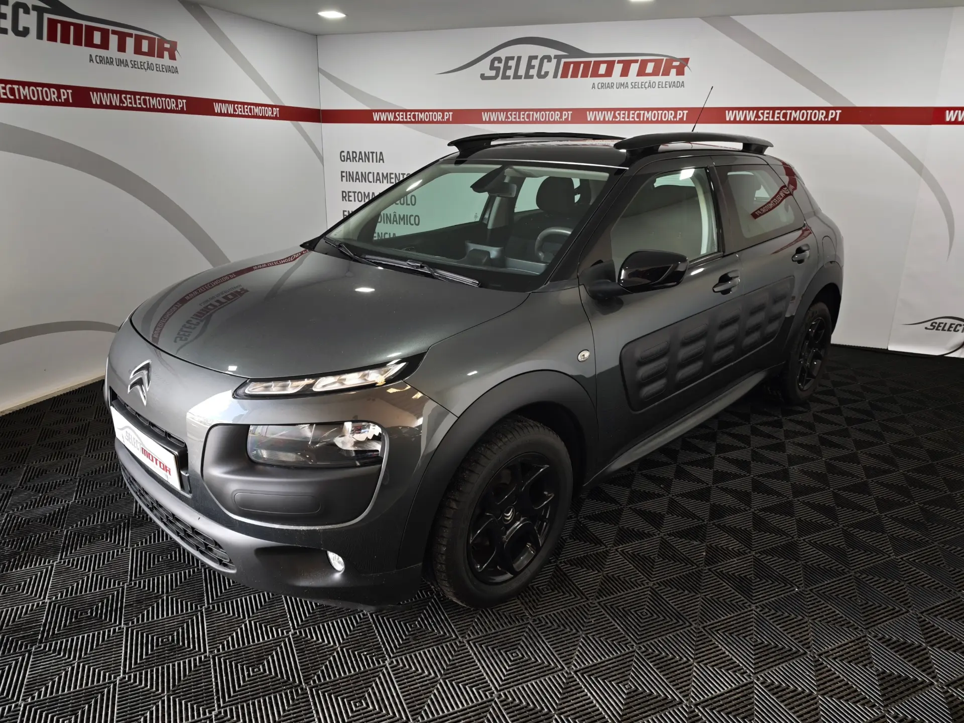Citroen C4 Cactus 1.2 PureTech Shine 3
