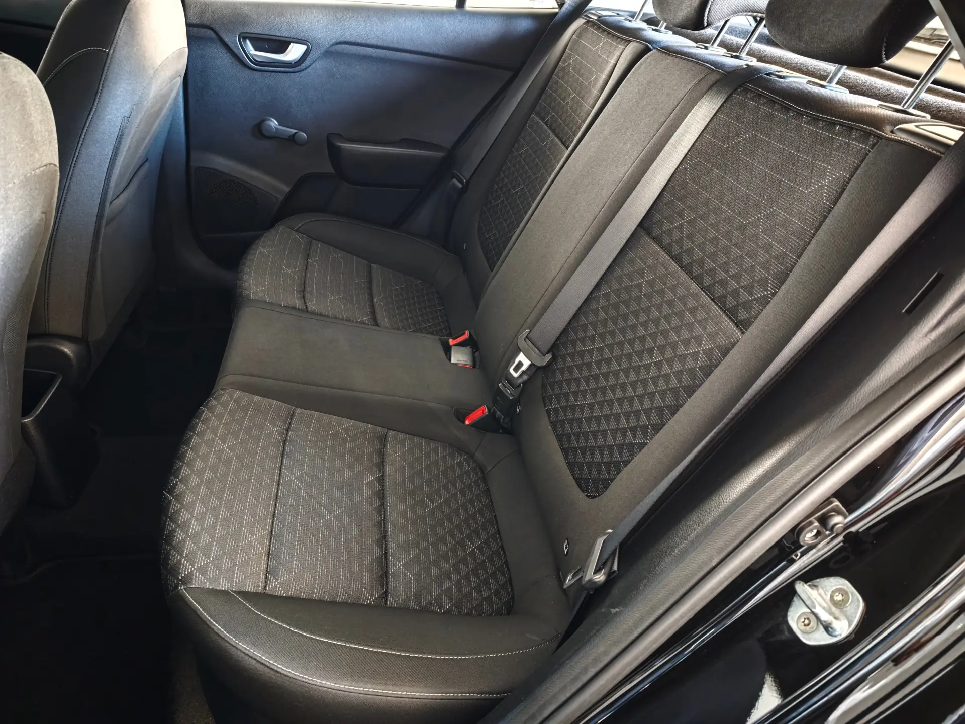 Kia Rio 1.2 CVVT LX 19