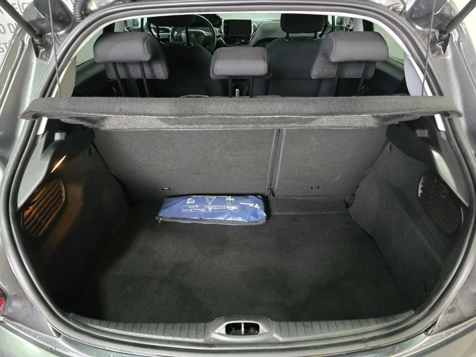 Peugeot 208 1.6 BlueHDi Active 19