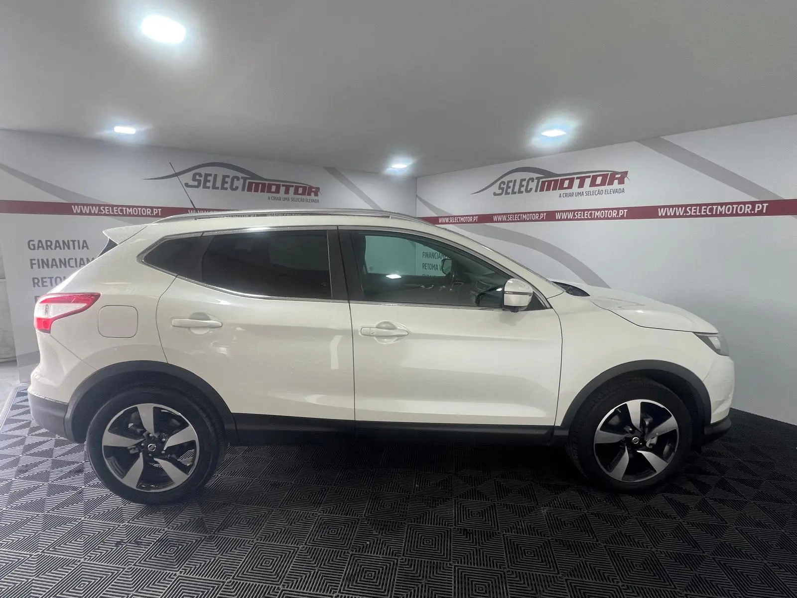 Nissan Qashqai 1.5 dCi N-Connecta 18 7