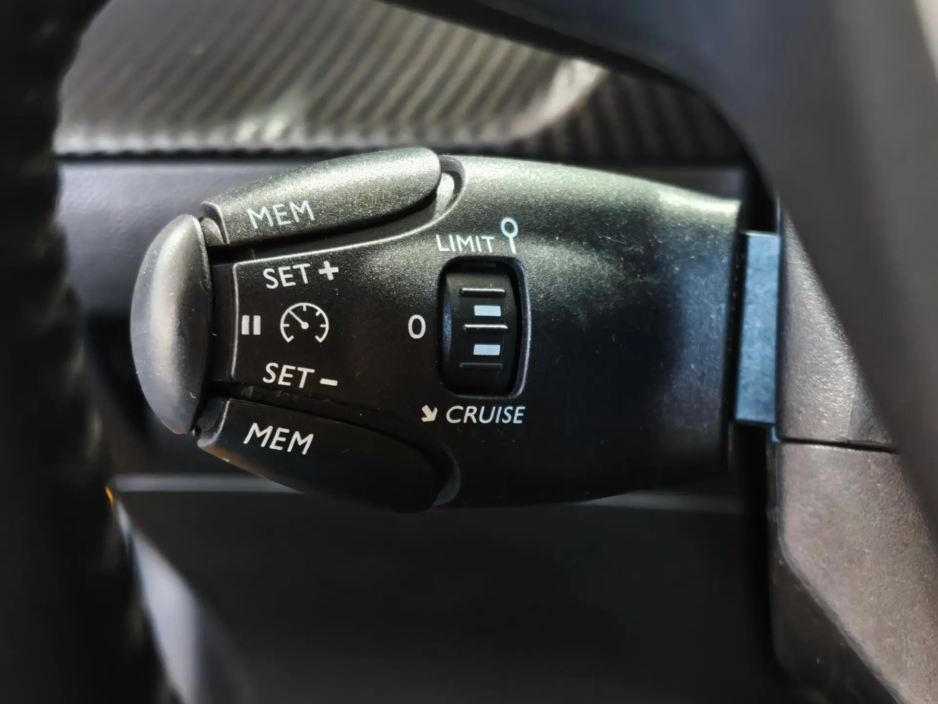 Peugeot 208 1.2 PureTech Active Pack 14