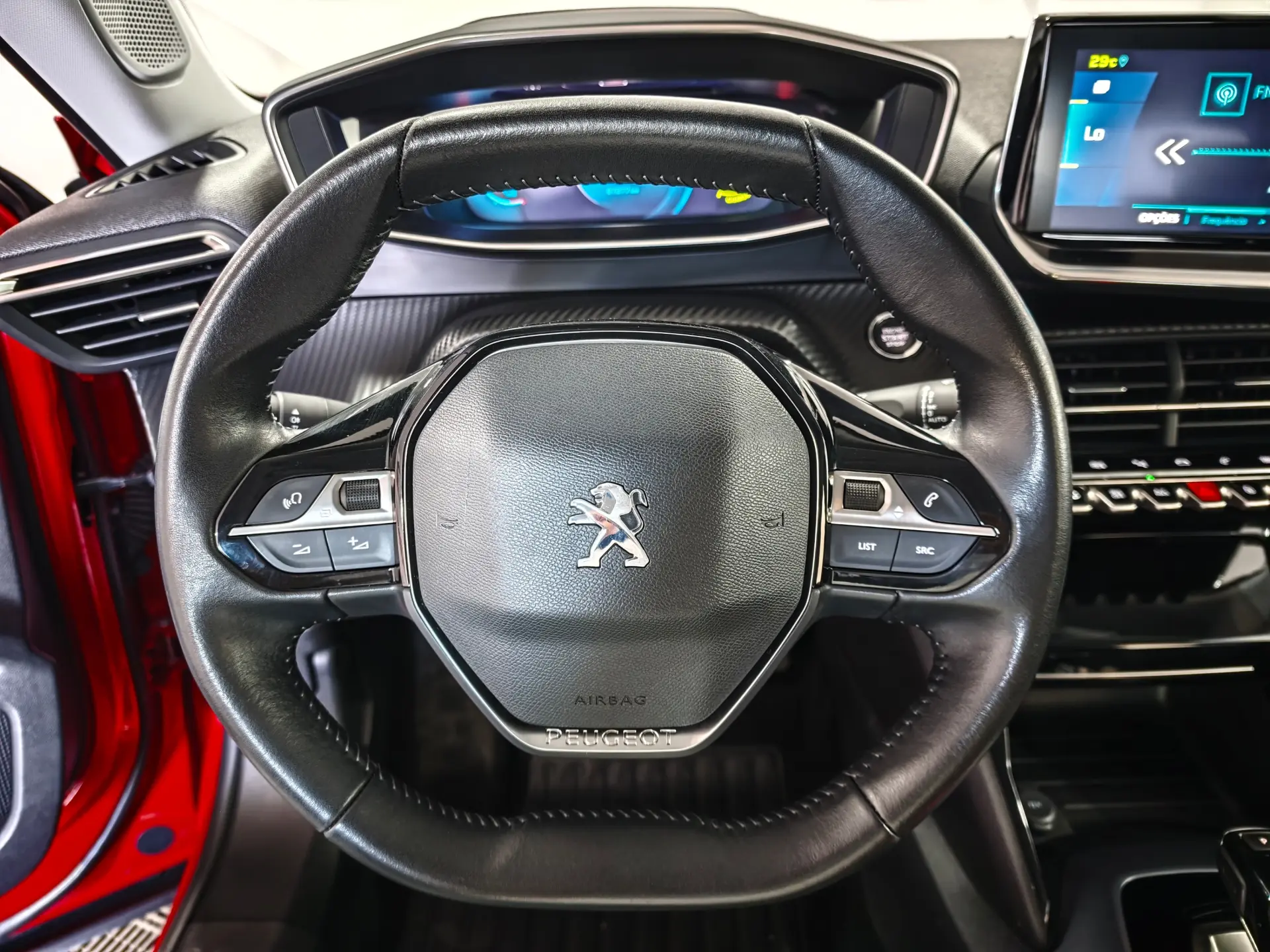 Peugeot e-2008 Allure 21