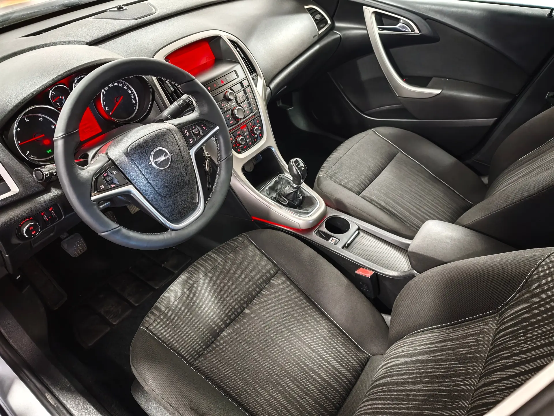 Opel Astra Sports Tourer 2.0 CDTI DPF Sport 19